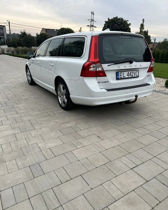 Volvo V70 cena 20000 przebieg: 357000, rok produkcji 2008 z Łódź małe 137